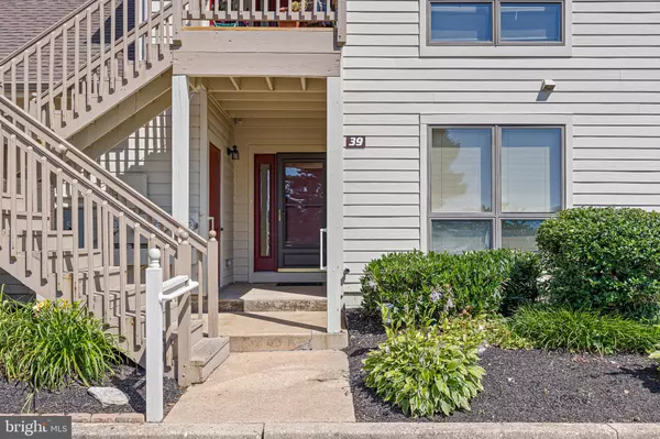 Chesapeake City, MD 21915,39 PORT HERMAN DR #3A