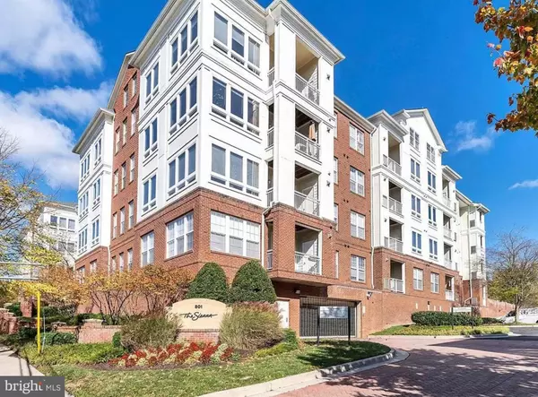 Arlington, VA 22204,801 S GREENBRIER ST #418