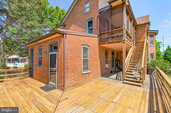 Mountville, PA 17554,208-210 E MAIN ST