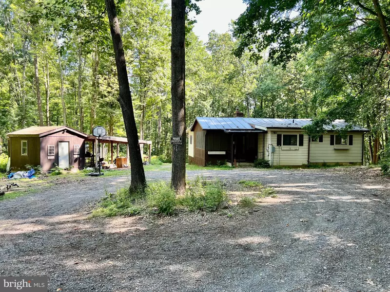 78 DARK HOLLOW RD, New Market, VA 22844