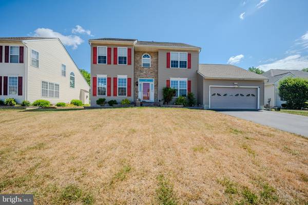 284 NORTON CIR, Dover, DE 19904