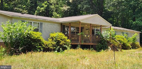 517 LAUREL SPRINGS RD, Hustle, VA 22476