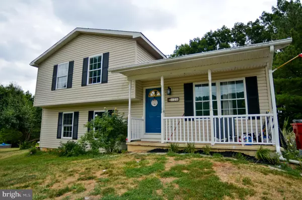 Hedgesville, WV 25427,128 JARED CT