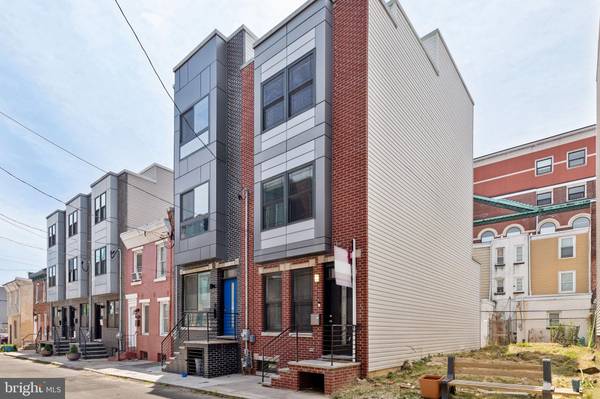 Philadelphia, PA 19121,1716 W SEYBERT ST