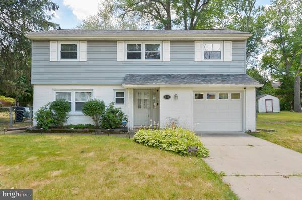 406 PRESTON RD, Cherry Hill, NJ 08034