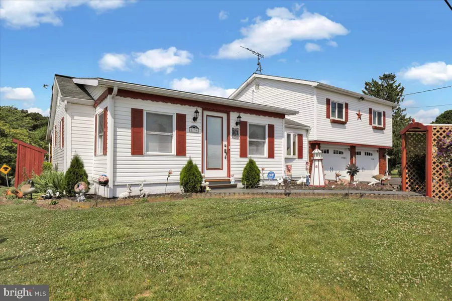 676 KING PEN RD, Kirkwood, PA 17536