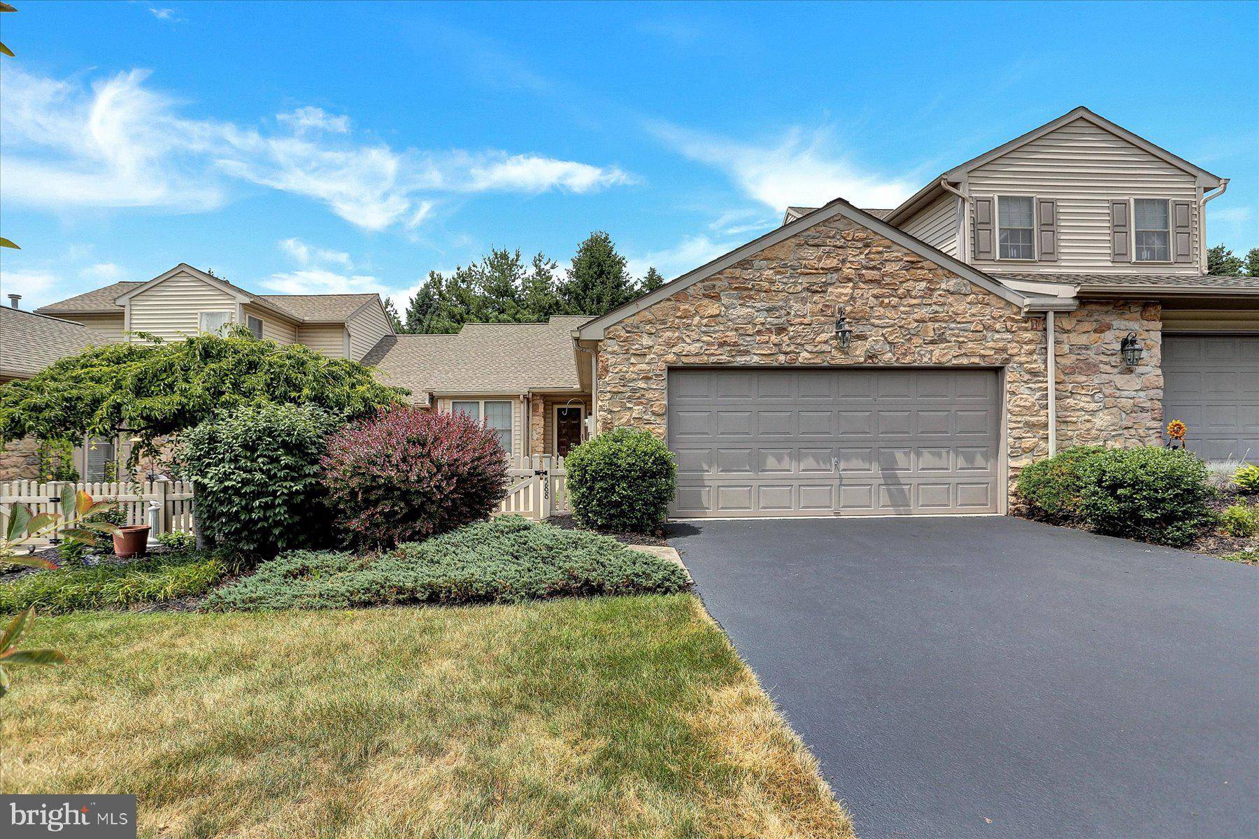 588 FARMHOUSE LN, Hummelstown, PA 17036