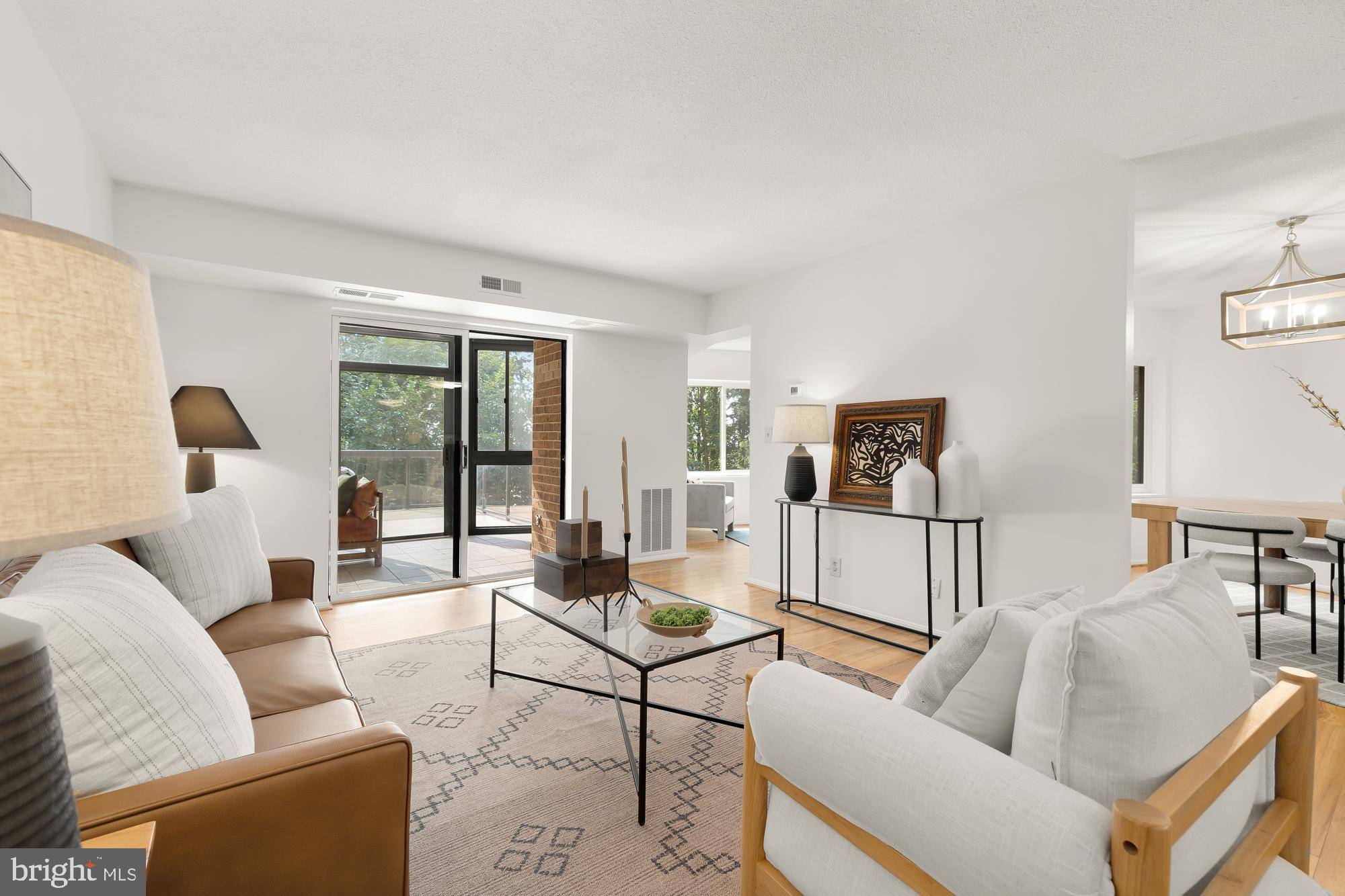 8370 GREENSBORO DR #114, Mclean, VA 22102