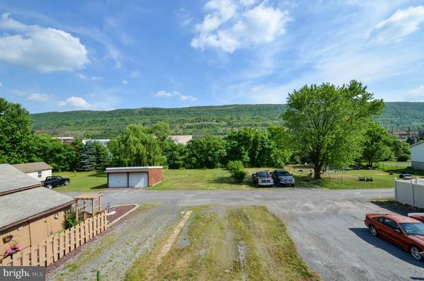 Palmerton, PA 18071,435 LITTLE GAP RD