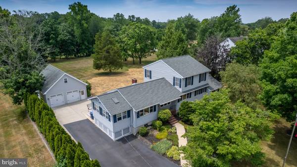 426 BISHOP RD, Mullica Hill, NJ 08062