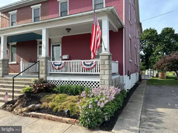 Strasburg, PA 17579,120 W FRANKLIN ST