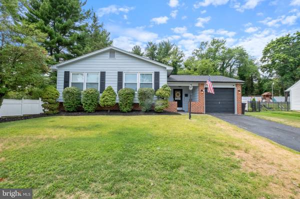 28 DEER CT, Blackwood, NJ 08012