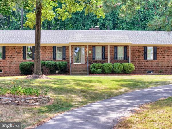 7245 HANOVER GROVE LN, Mechanicsville, VA 23111