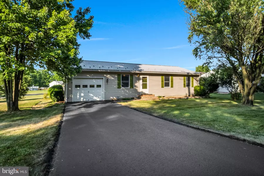 577 WEAVERS MILL RD, Loysville, PA 17047