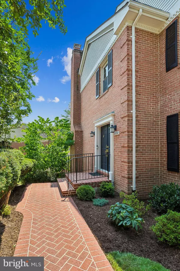 Alexandria, VA 22306,8210 CLIFTON FARM CT