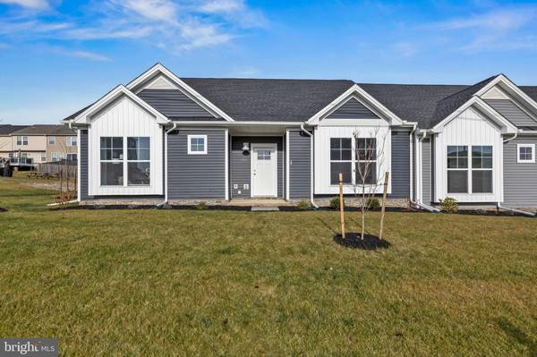 Hanover, PA 17331,113 COASTAL DRIVE #67