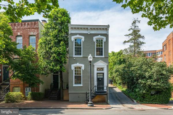 2439 P ST NW, Washington, DC 20007