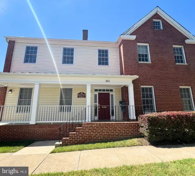 205 BROADWAY ST, Frederick, MD 21701