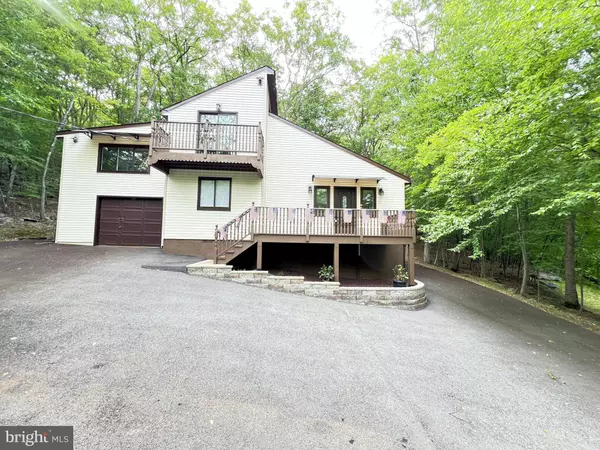 3108 CHERRY RIDGE RD, Bushkill, PA 18324