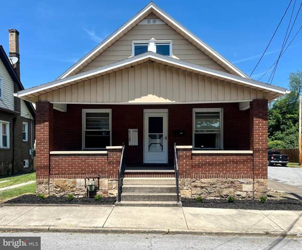 100 9TH ST, Tyrone, PA 16686