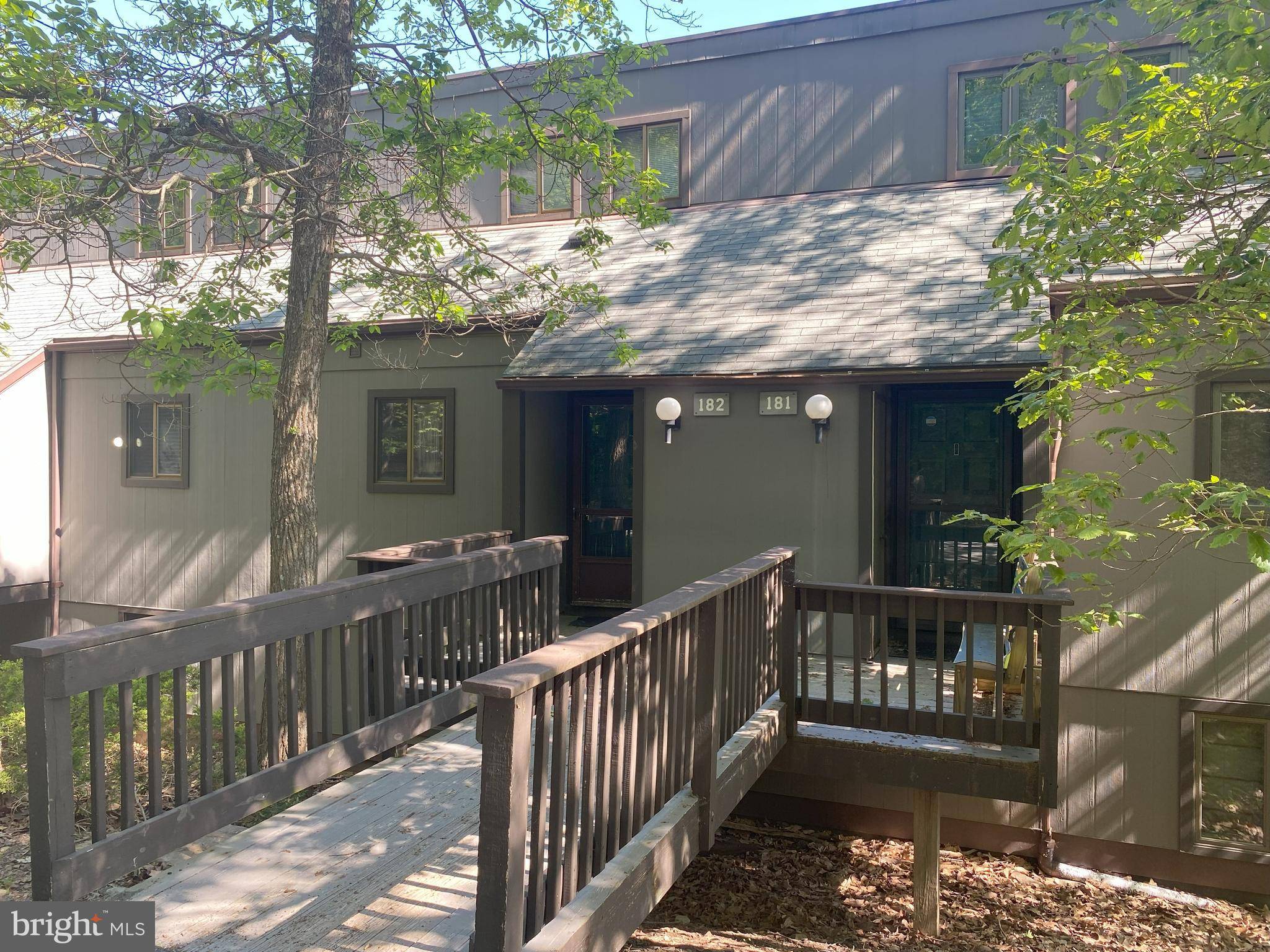 182 UPPER VILLAGE WAY, Tannersville, PA 18372