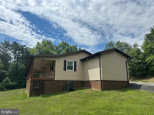 Berkeley Springs, WV 25411,91 HERITAGE LN