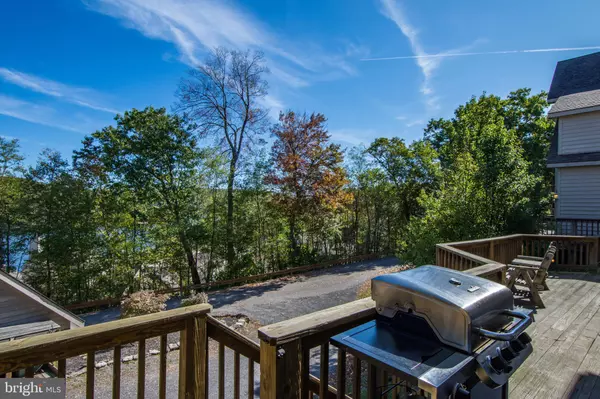 Oakland, MD 21550,180 ROMAN RIDGE RD #18