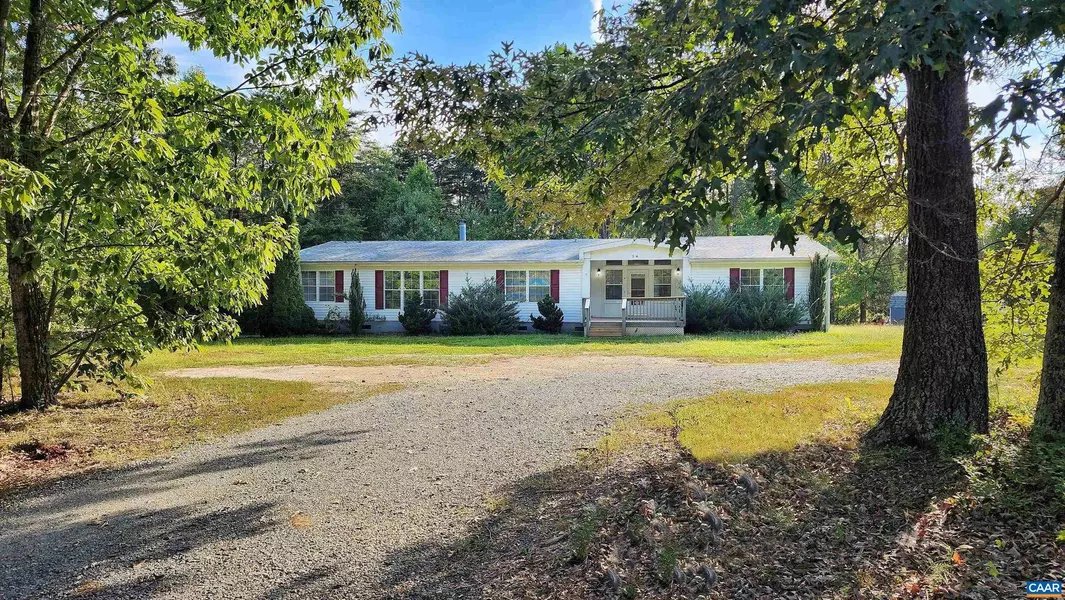 36 AMBLER RD, Louisa, VA 23093