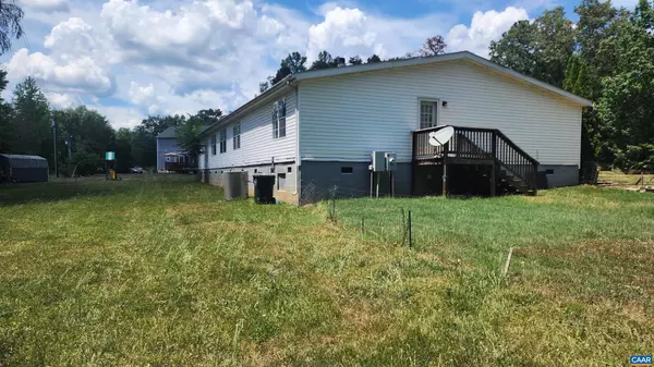 Louisa, VA 23093,36 AMBLER RD