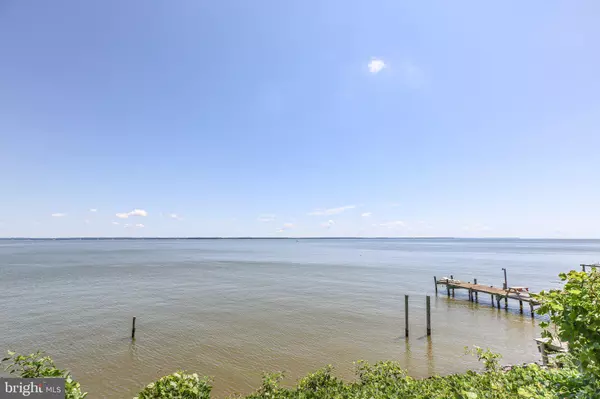 Colonial Beach, VA 22443,2 1ST ST