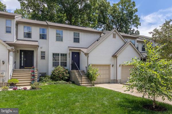 17 WOODSTREAM CT, Mantua, NJ 08051