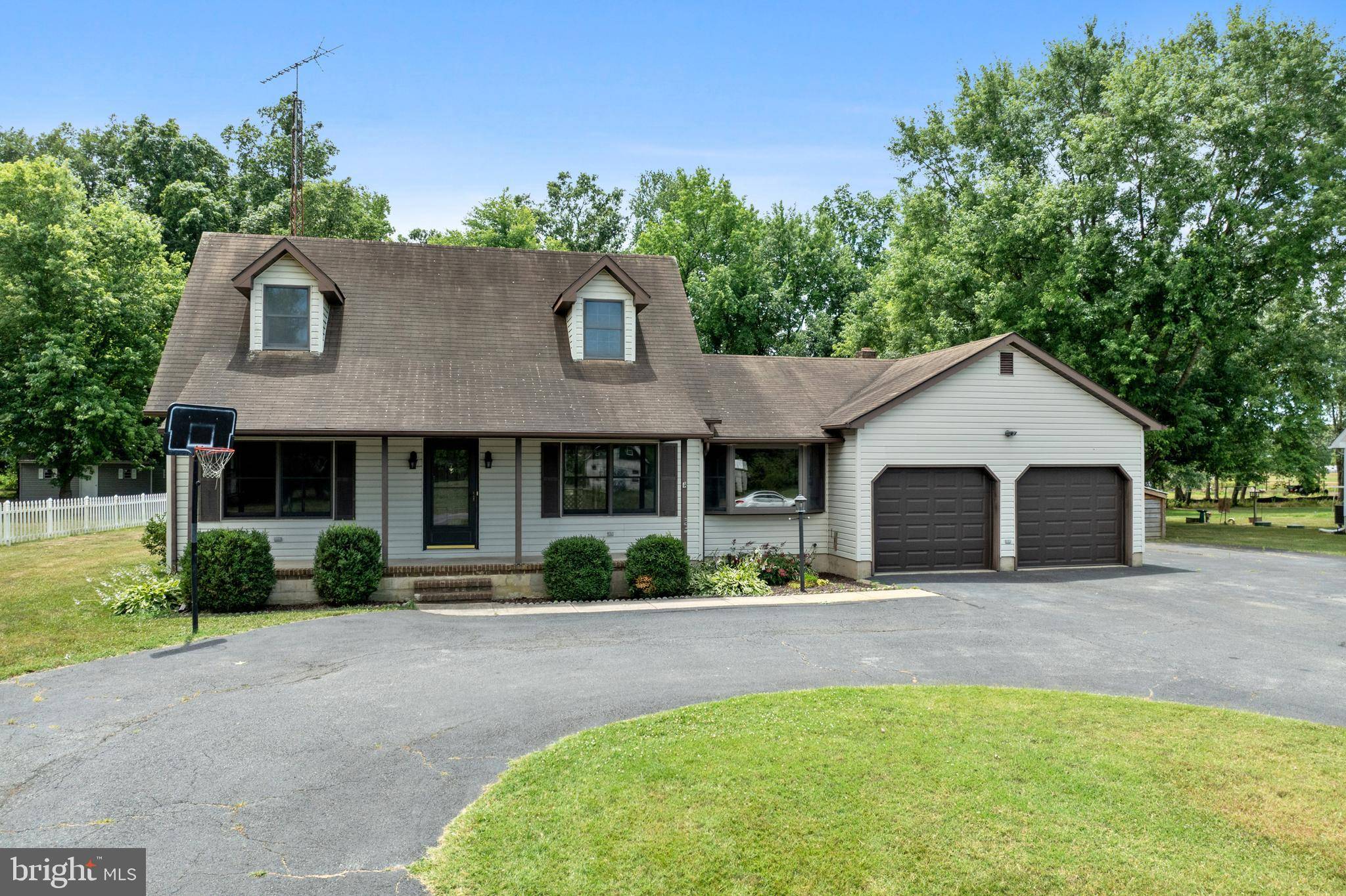 1336 HOURGLASS RD, Hartly, DE 19953