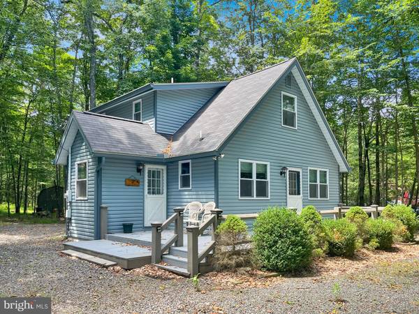 91 MINISINK DR, Pocono Lake, PA 18347