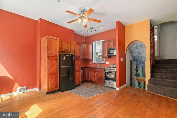 1537 LOMBARD ST, Philadelphia, PA 19146