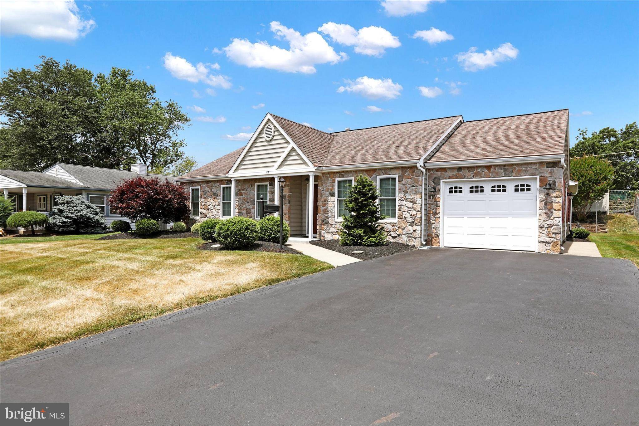 717 CHATHAM RD, Fairless Hills, PA 19030