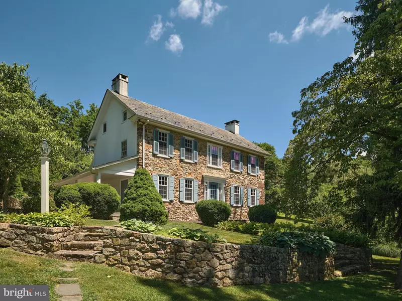 2884 GALLOWS HILL RD, Riegelsville, PA 18077