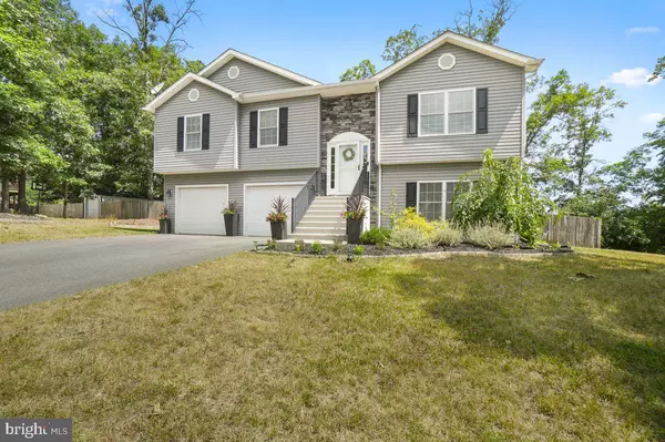 Hedgesville, WV 25427,48 JARED CT.