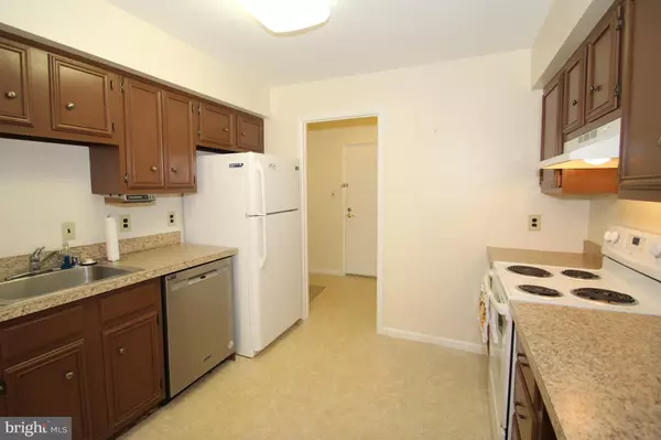 Wilmington, DE 19808,4702 LINDEN KNOLL DR #344