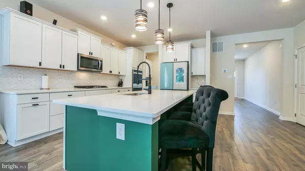 Egg Harbor Township, NJ 08234,160 LAQUINTA DR