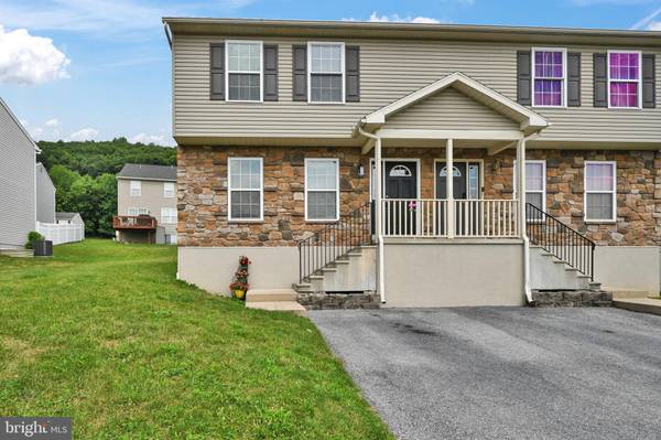 1007 BRINAN AVE, Temple, PA 19560