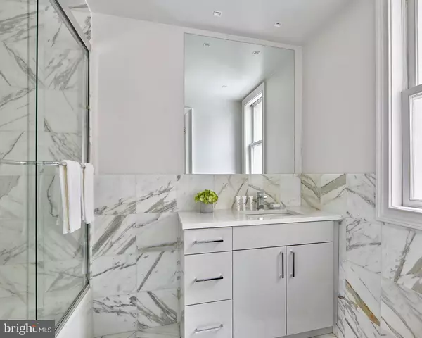 Philadelphia, PA 19103,135 S 18TH ST #PLATINUM2BED