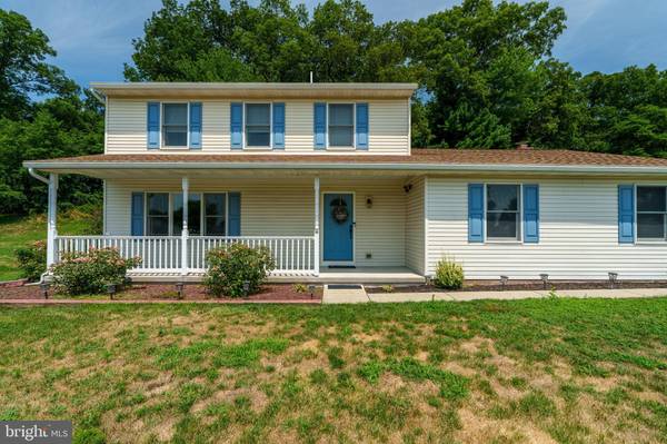 111 VALERIE DR, Elizabethtown, PA 17022