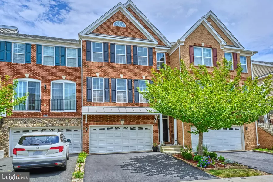 23246 HANWORTH ST, Ashburn, VA 20148