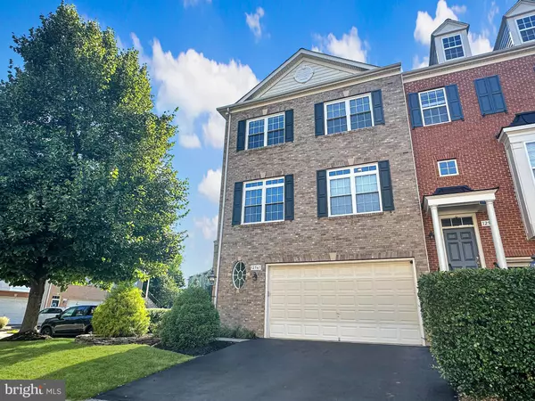 Fairfax, VA 22030,12561 ROYAL WOLF PL