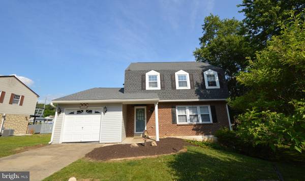 2404 W COLONIAL DR, Upper Chichester, PA 19061