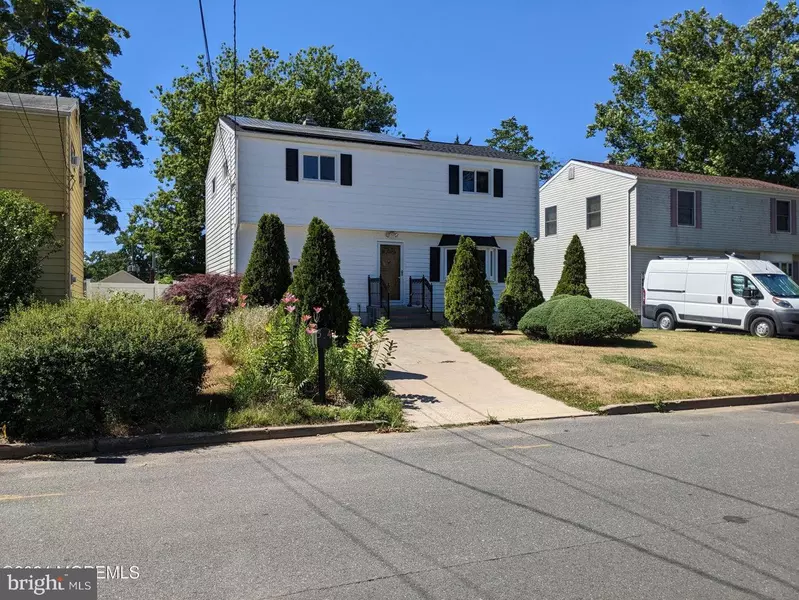 54 CHAPIN AVE, Red Bank, NJ 07701