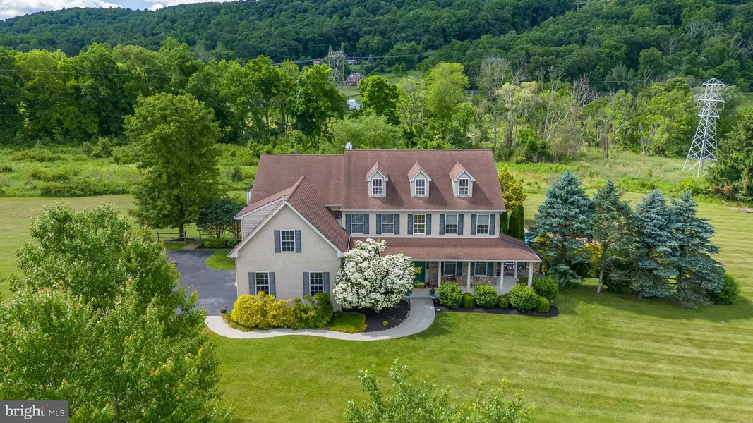 2937 SHIRLEY LN, Springtown, PA 18081