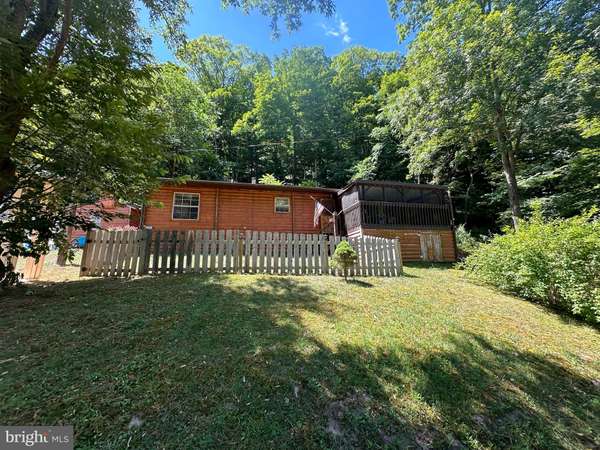 Great Cacapon, WV 25422,48 JADE CT