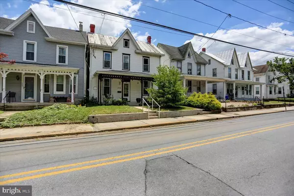 Shippensburg, PA 17257,324 E ORANGE ST