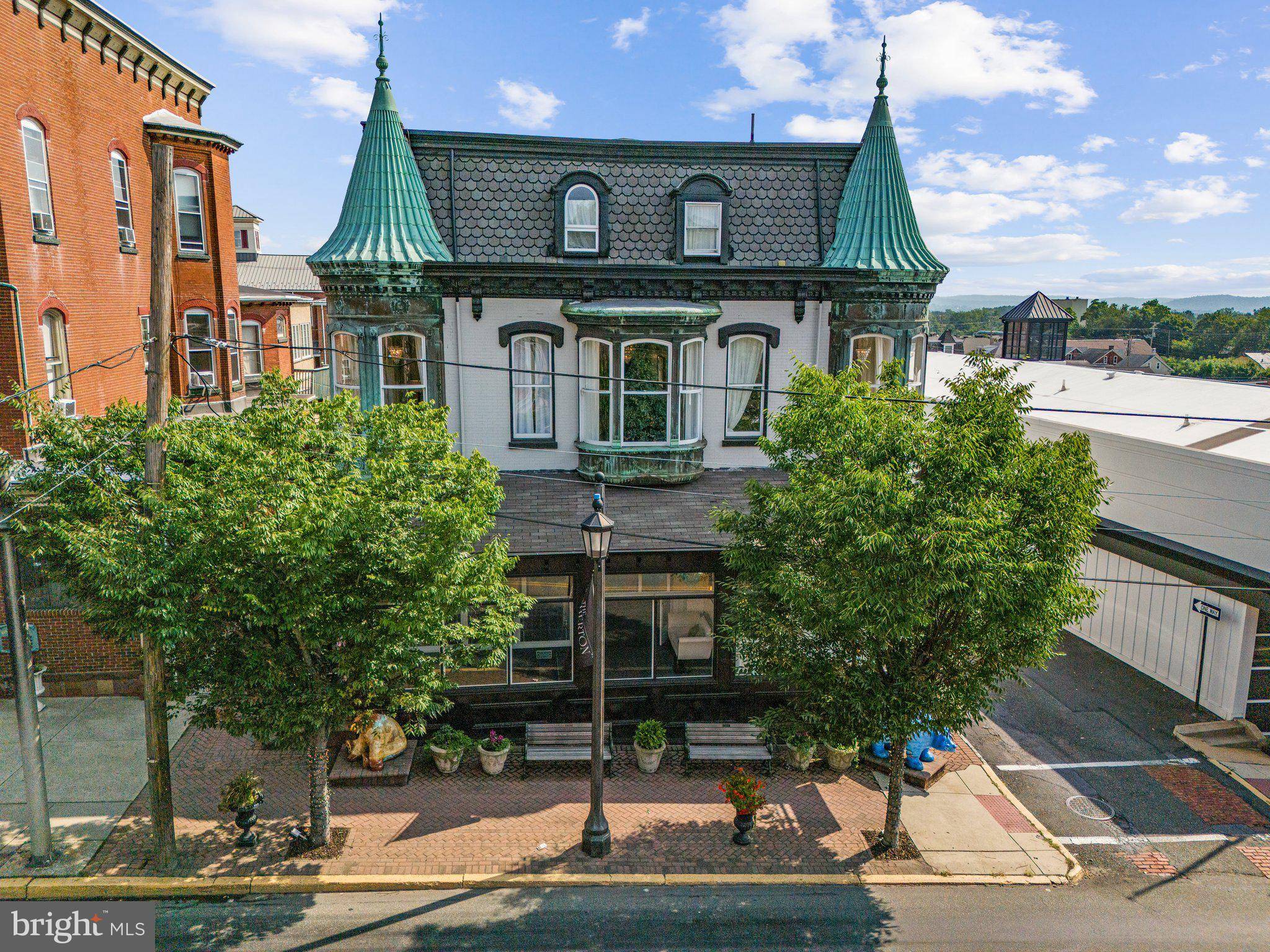 house_img